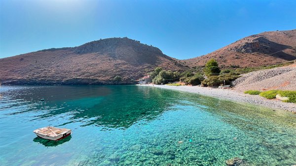 Turquoise water and silence: today time has stood still here.