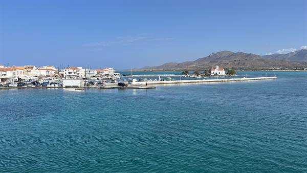 The harbour greets us with this unforgettable turquoise sea.
