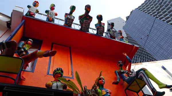 Colourful corners that tell stories: here art lives on the street.