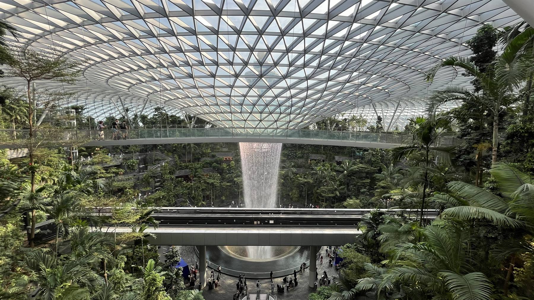 Changi Airport-The Jewel Rain Vortex
