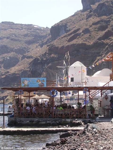 Santorini - Thirassia