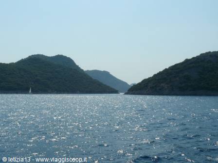 Cruising the 12 islands
