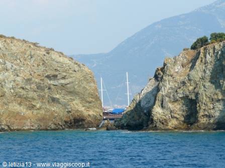 Cruising the 12 islands