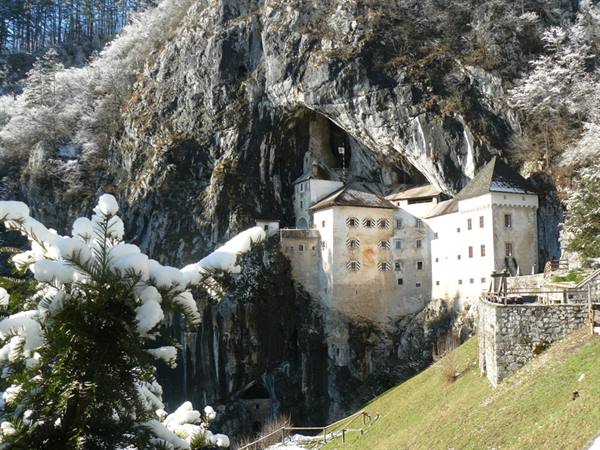 Predjama Castle