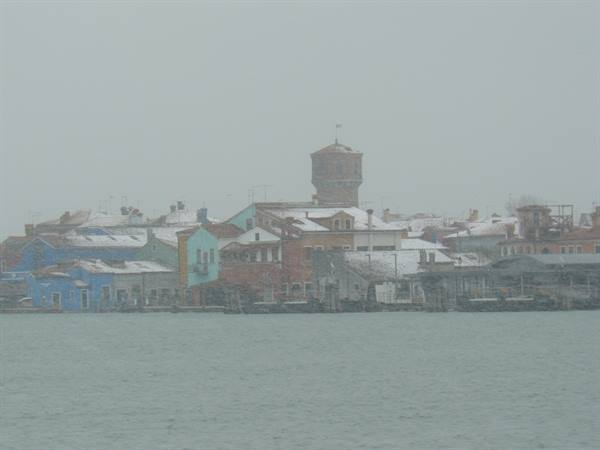 arrival at Burano in the snowfall