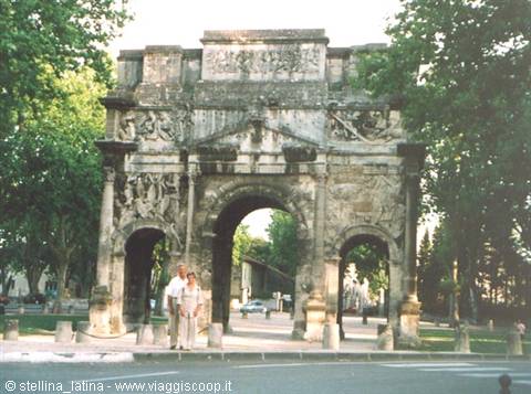 orange: arc de triomphe