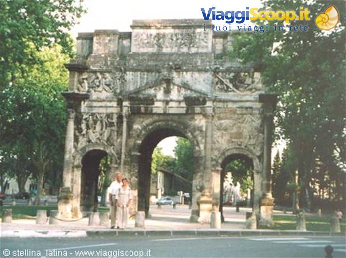 orange: arc de triomphe