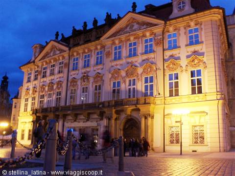 the Old Town at night