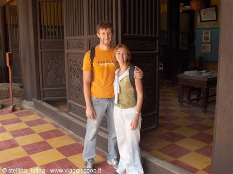 Hoi An: the ancient houses, congregations and altars