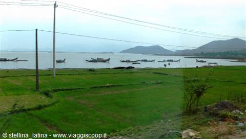 from the bus along the road from Hoi An to Huè