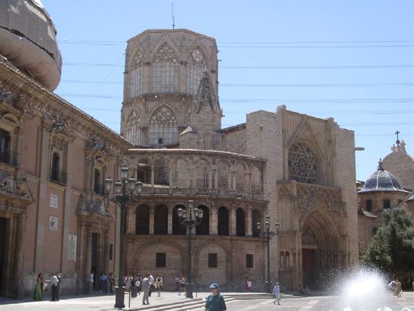 Plaza de La Virgen