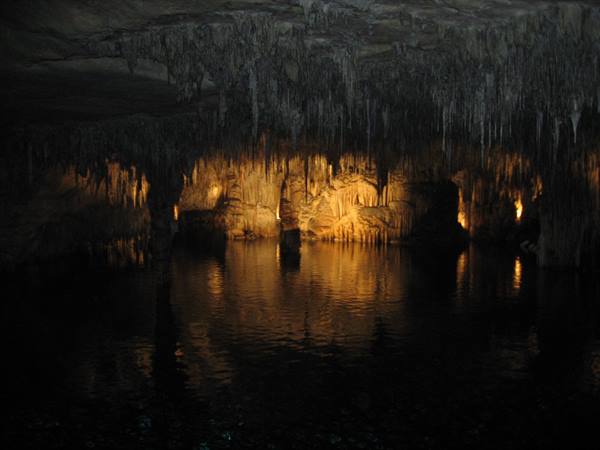 Cuevas del Drach