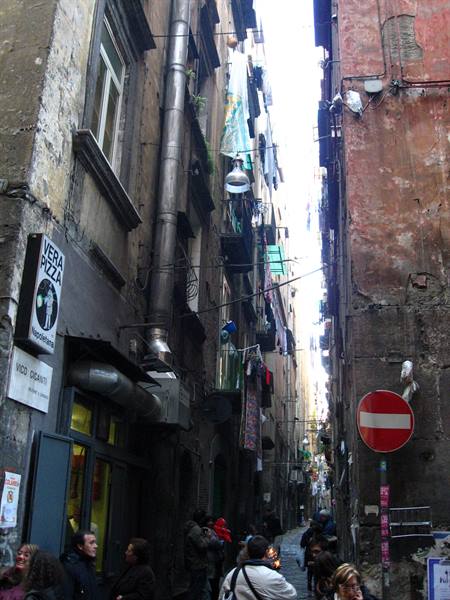 Vicolo Giganti