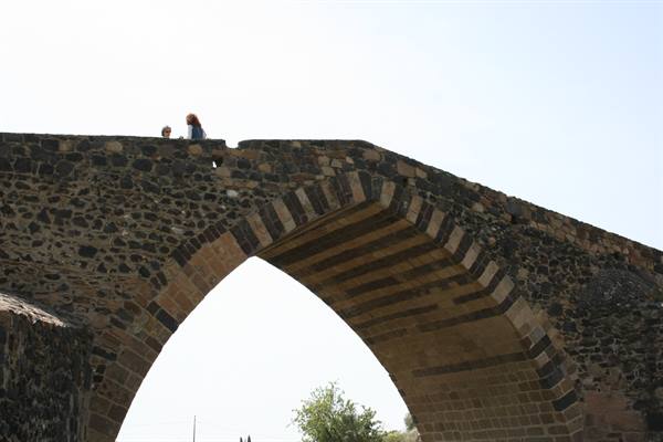 Adrano - Saracen bridge