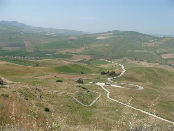 ENTELLA