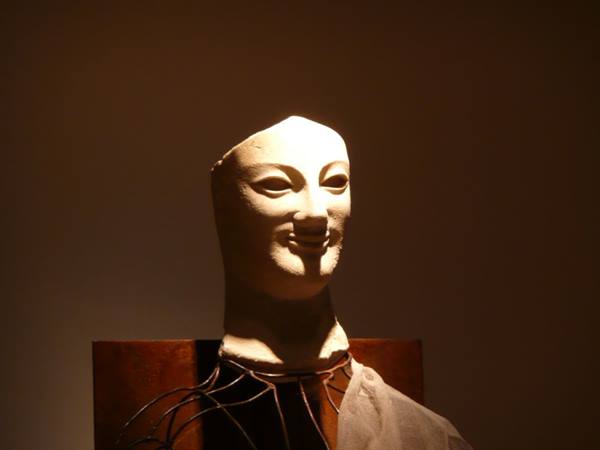 AIDONE - museum: enigmatic smile of Persephone