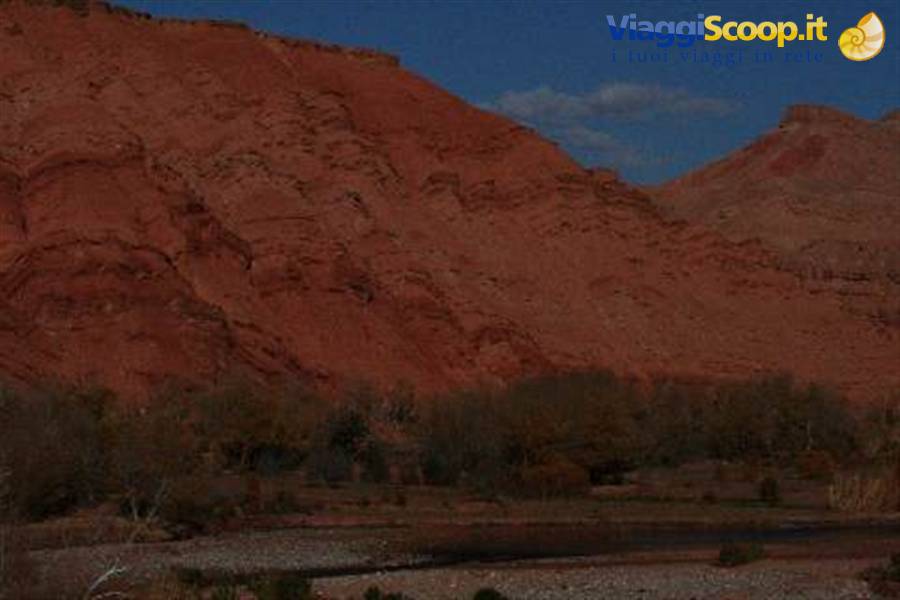 ALONG THE DRA VALLEY