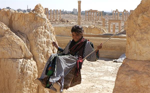 GIRL AT PALMYRA