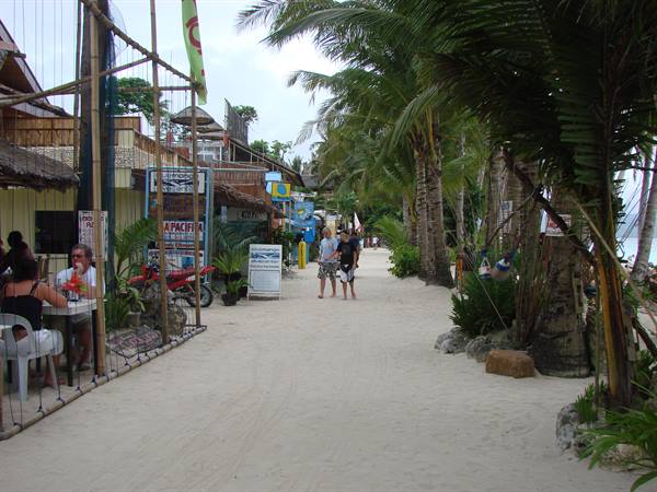 the seafront of White Beach