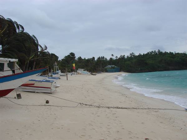 Tambisaan beach