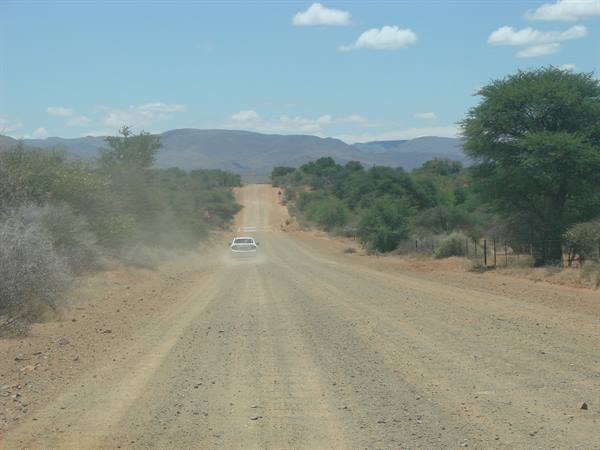 dirt road to reach the Witsand Reserve