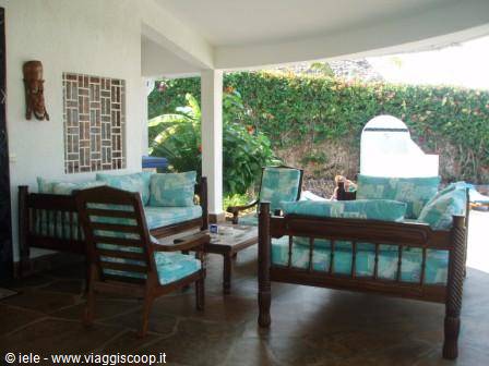 ...the famous pili pili...of the veranda...