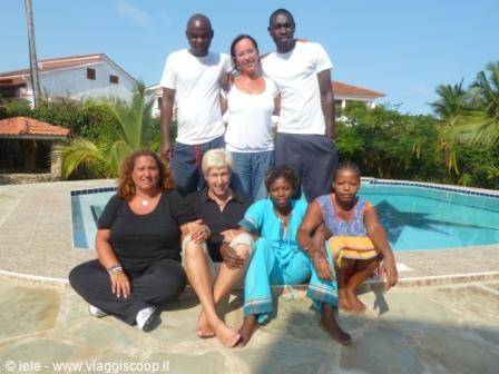 ...souvenir photo the day of departure...