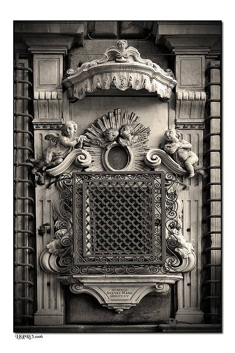 genoa glimpses