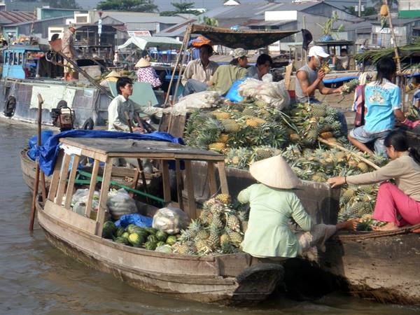 Floating market