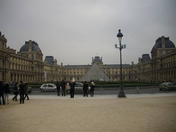 Louvre