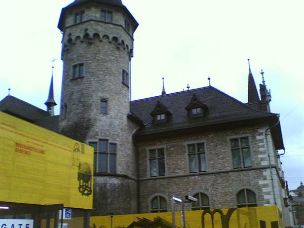 Castle housing the Swiss history museum