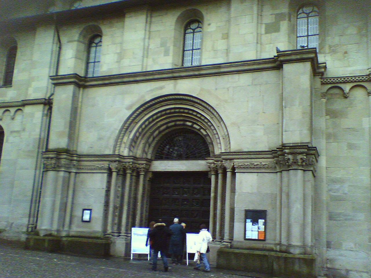 Entrance to the cathedral