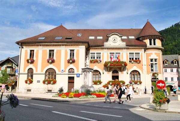 Thônes