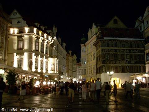 tyn square at night