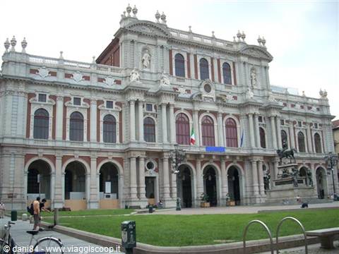 piazza carlo alberto
