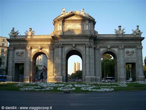 madrid puerta de alcalá