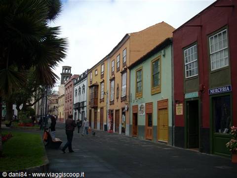 calle a la laguna