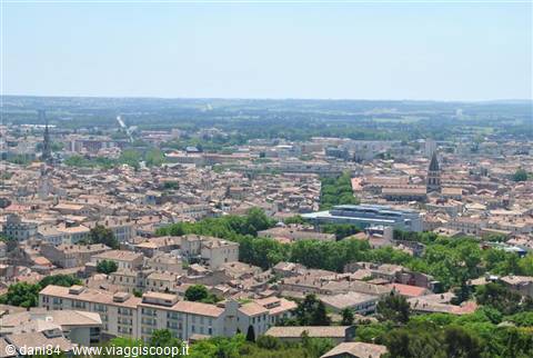 nimes