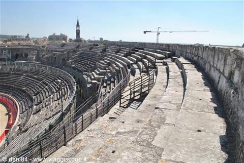 nimes