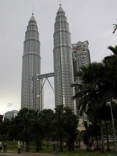 THE PETRONAS TWIN TOWERS