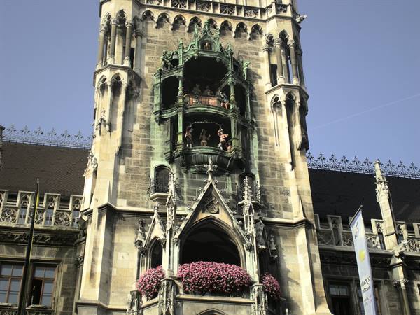 the little figures of the town hall clock, Munich