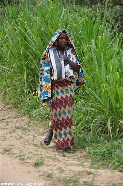 on the road to Cyangugu