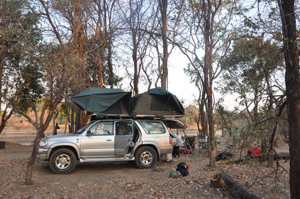 camping on the banks of the Lwangwa 