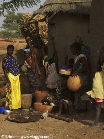 Pounding the millet