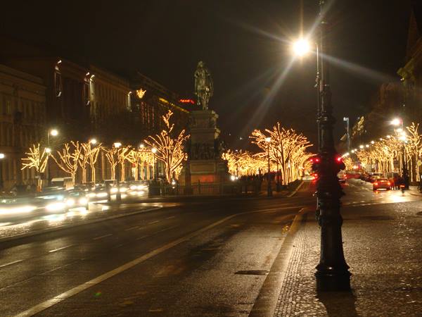 The lights of Unter den Linden