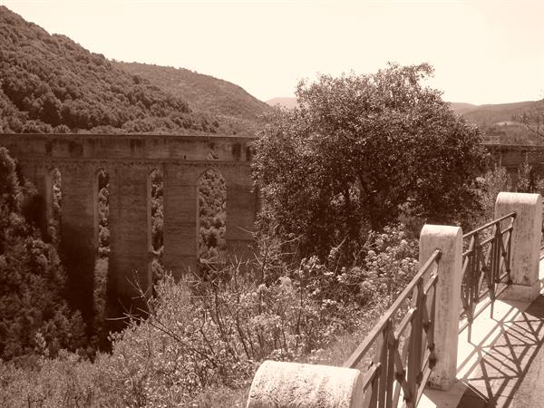 The bridge of the towers