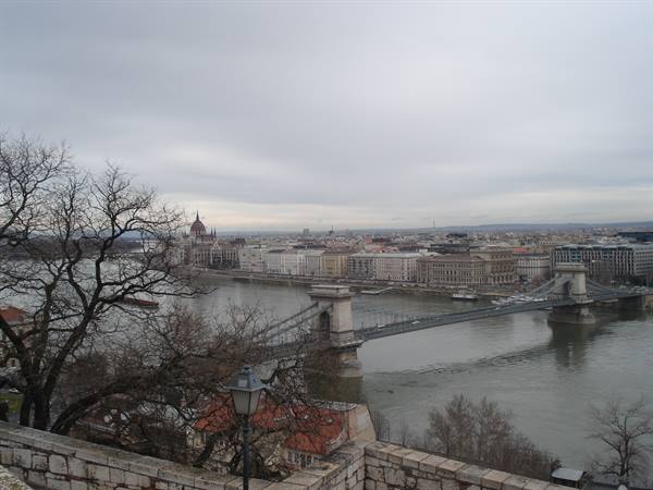 The chain bridge from above