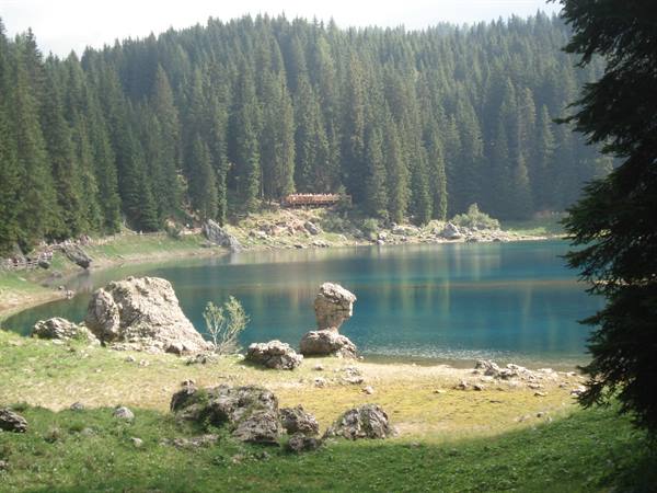 Lake Carezza 1