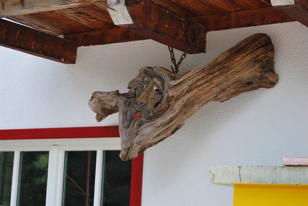 Mountain sculptures 1