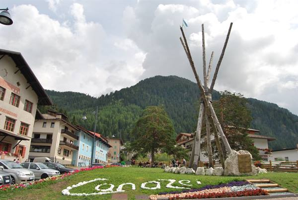 The obelisk of the valleys